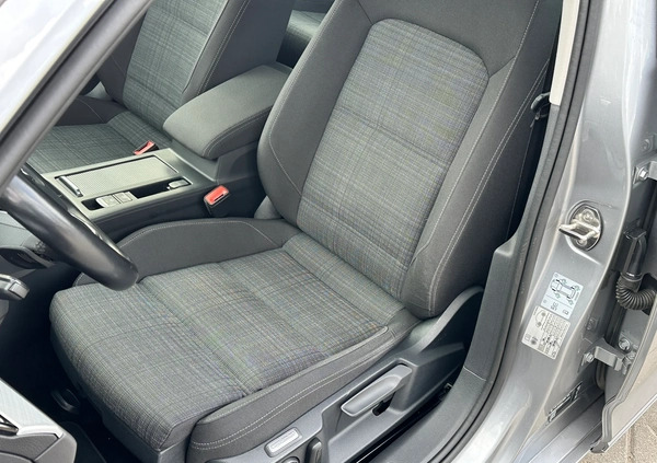 Volkswagen Passat cena 86800 przebieg: 154218, rok produkcji 2020 z Reda małe 211